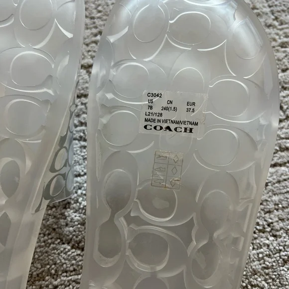 Coach Ugo Iridescent Signature Slides - Picture 3 of 9